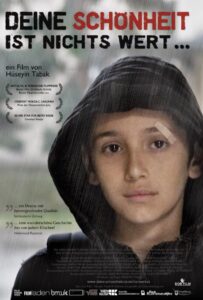 Твоя красота ничего не стоит 2012 Смотреть Онлайн Турецкий Фильм